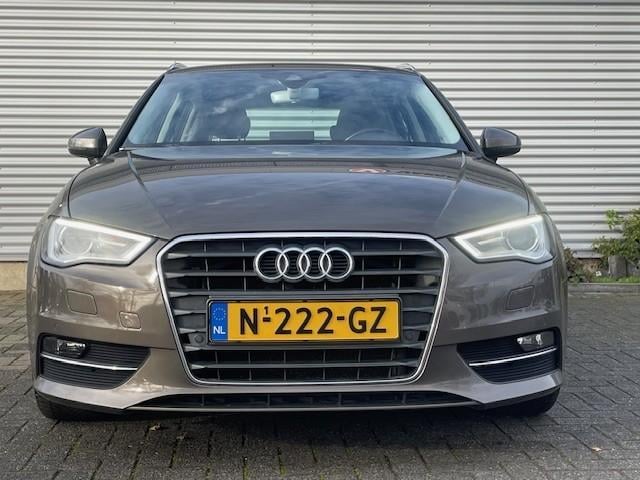Audi A3 sportback 1.4 tfsi ambiente pro line plus