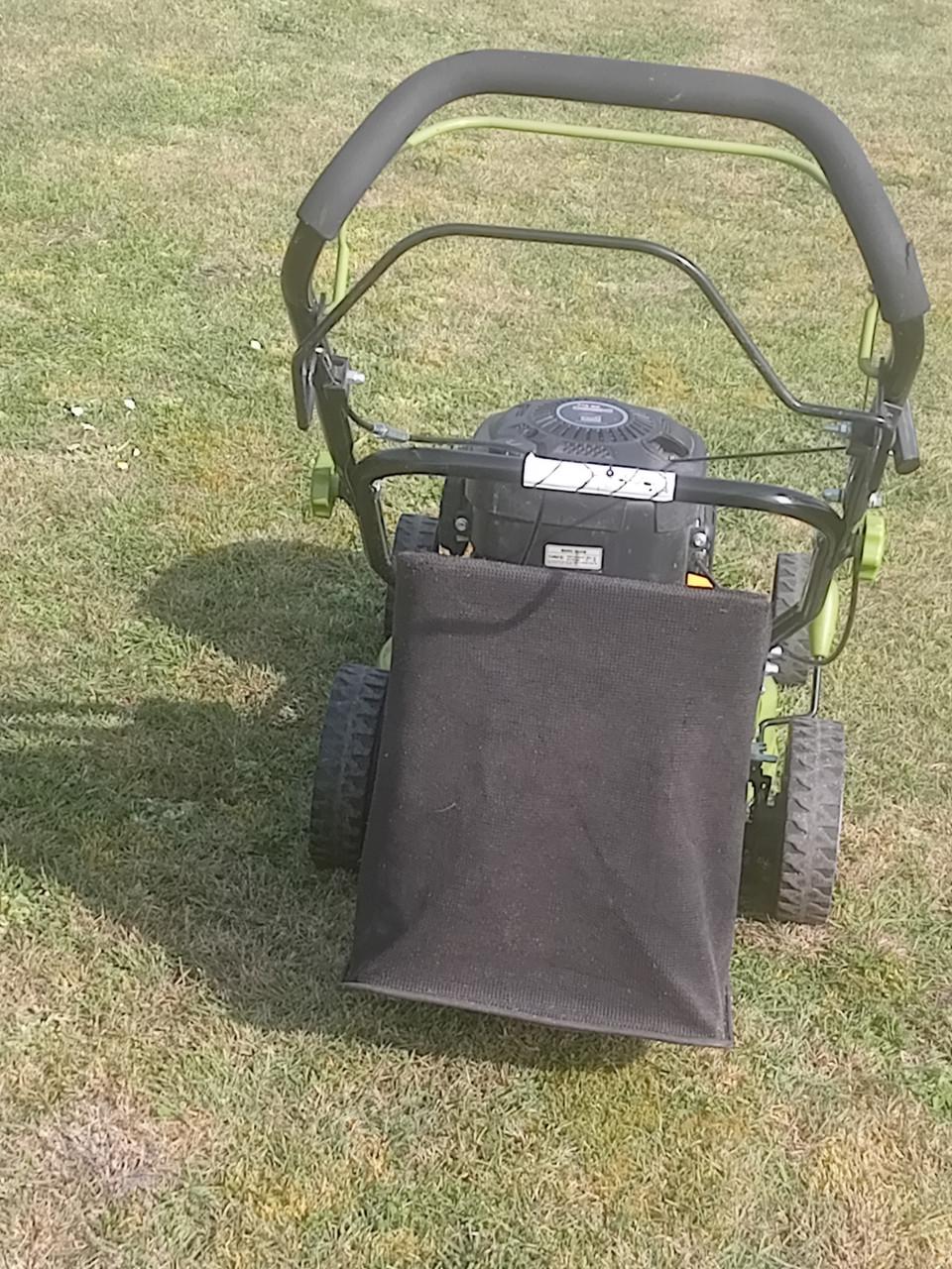 Zelfrijdende Motorgrasmaaier 42 cm