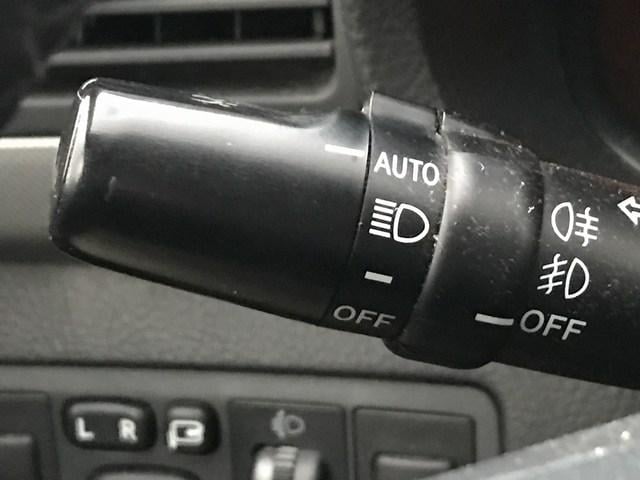 Toyota Avensis wagon 2.0 d-4d luna business clima | navi | cruise | trekhaa