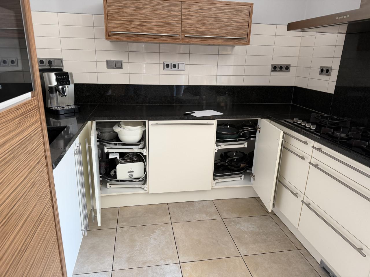 Keuken te koop (U-Vorm) met 7 apparaten