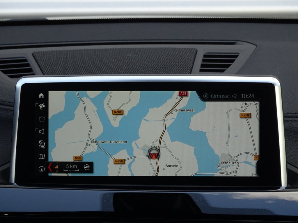 BMW X2 sdrive20i high executive | led | trekhaak | camera | 18"