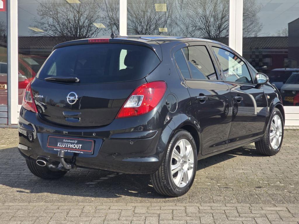 Opel Corsa 1.4-16v blitz