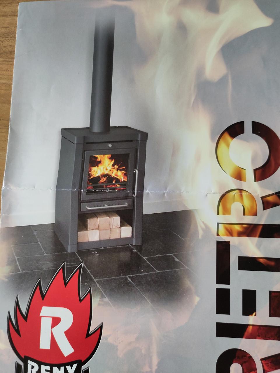 Houtkachel, retro Reny 7 kw