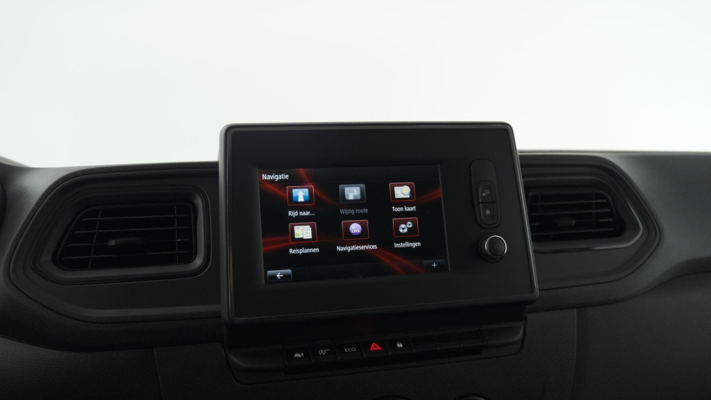 Renault Master t35 2.3 dci 135 l2h2 comfort | direct leverbaar | navigatie 
