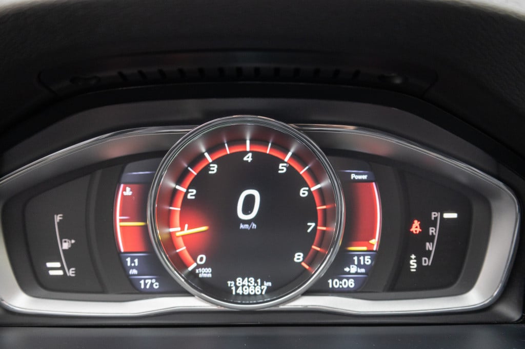 Volvo V60 2.0 t4 190pk summum ✅1jaarbovag✅nav✅leer✅schuifdak✅trekhaak