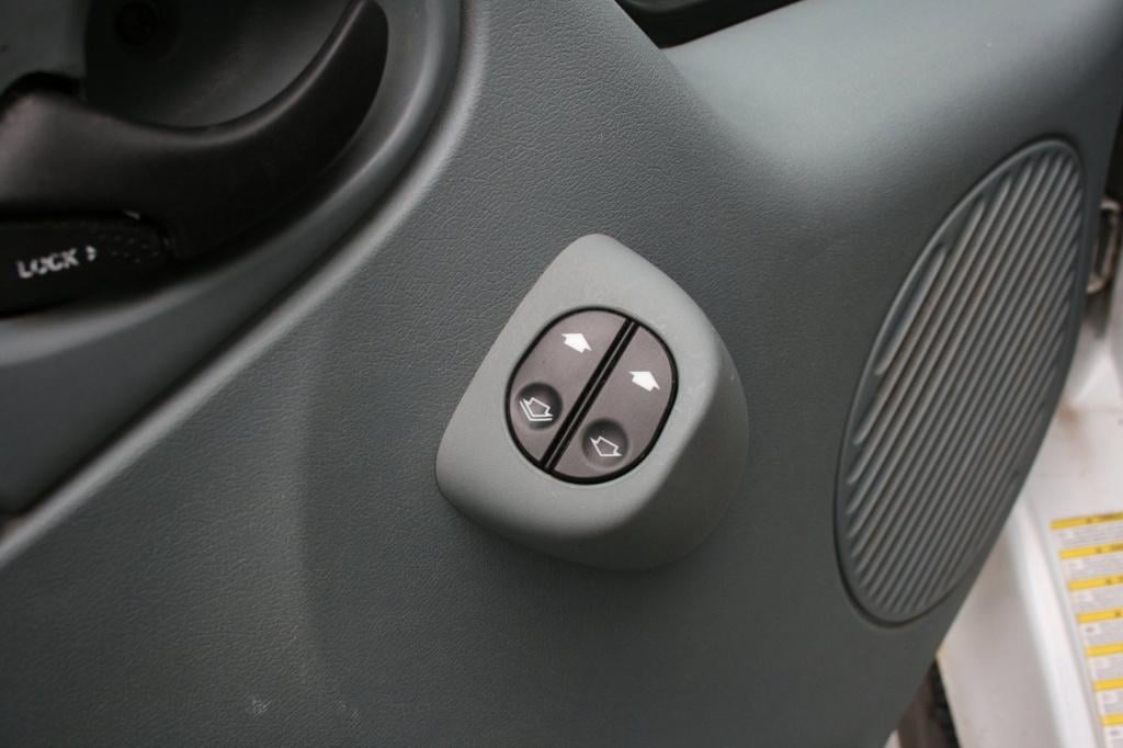 Ford Transit kombi 300s 2.2 tdci shd / 9 persoons