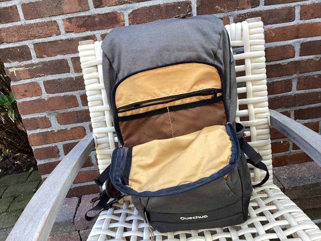 QUECHUA rugzak 20 liter