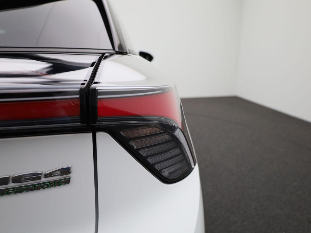 MG 4 luxury 64 kwh | navigatie | climate control | apple carplay / android 