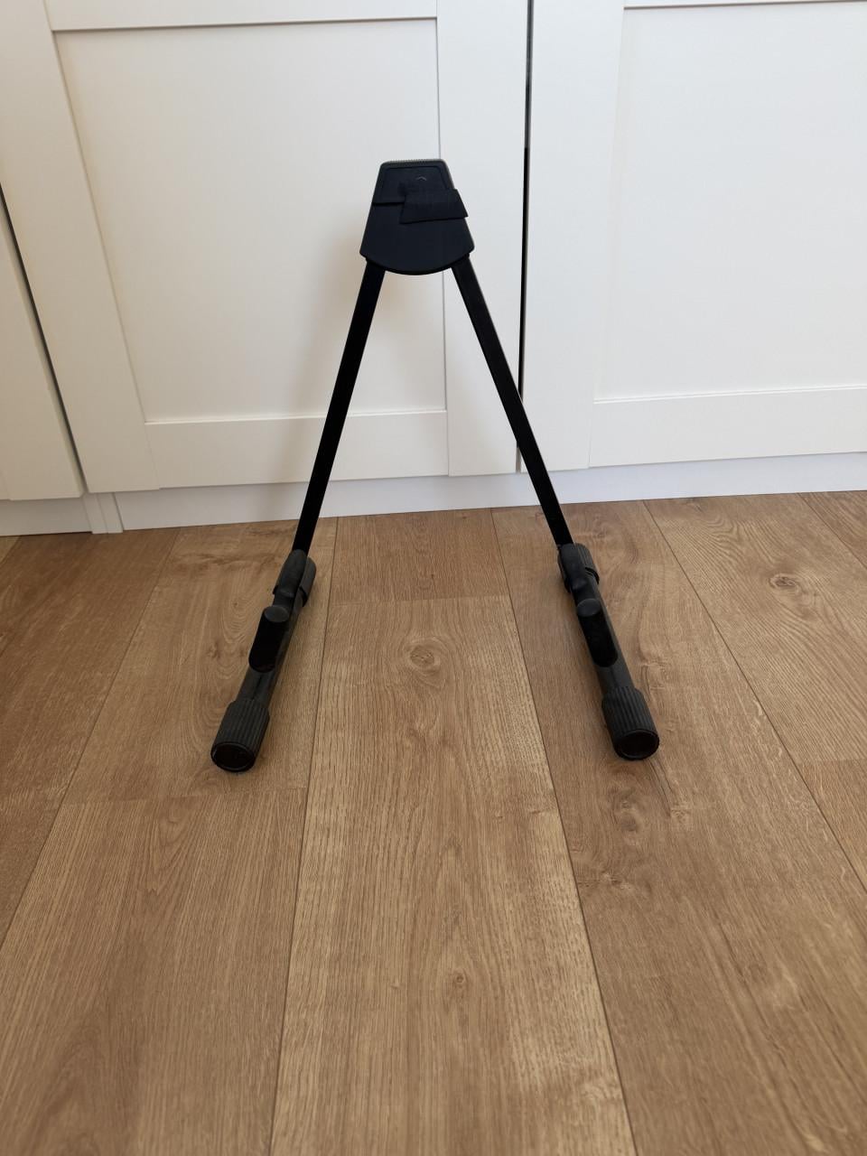 Fazley Akoestische gitaar inclusief standaard