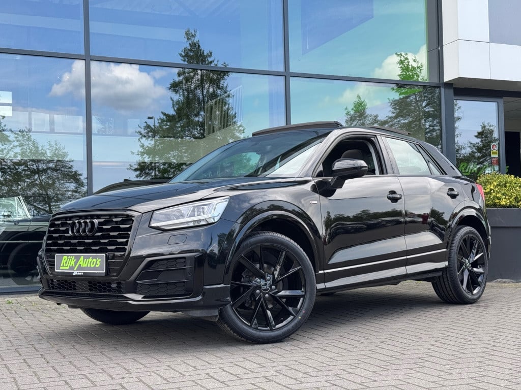 Audi Q2 35 tfsi s edition * panoramadak * camera * keyless