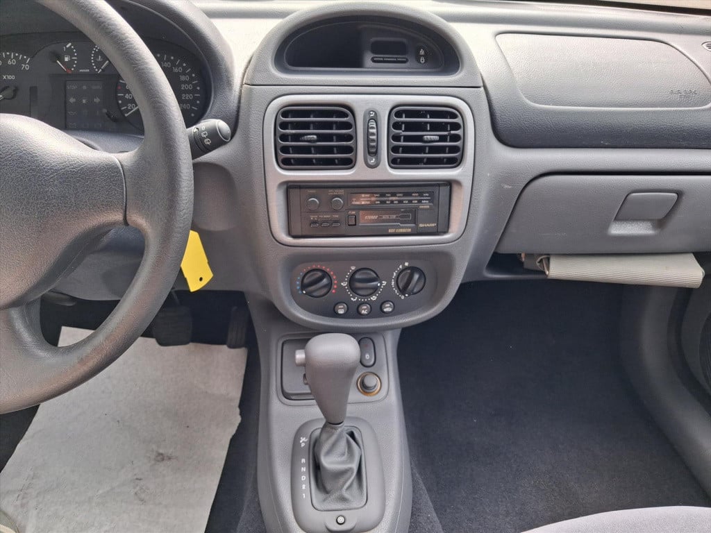 Renault Clio 1.6 rn automaat