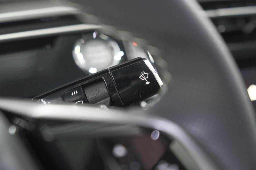 Peugeot 3008 1.2 hybrid 145 gt | camera | adaptieve cruise control | elektr