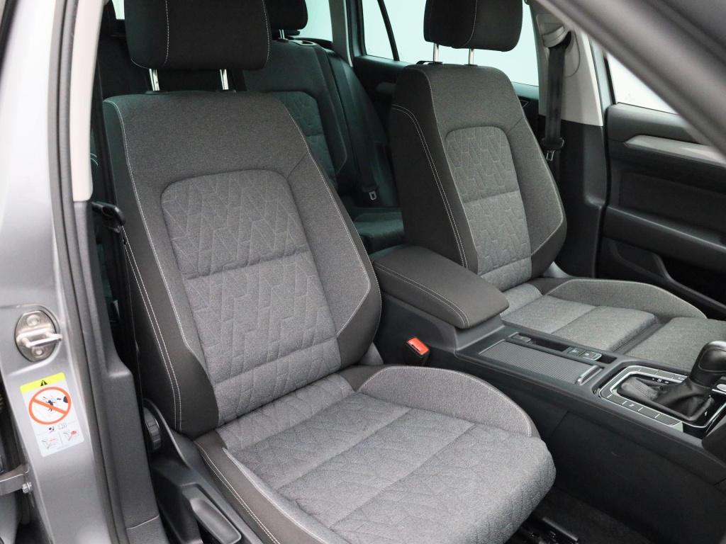 Volkswagen Passat variant 1.5 tsi business | automaat | lmv | parkeer senso