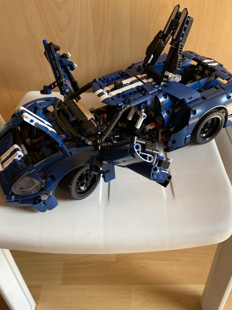 Koopje: Lego Technic set 42154 Ford GT, in goede staat