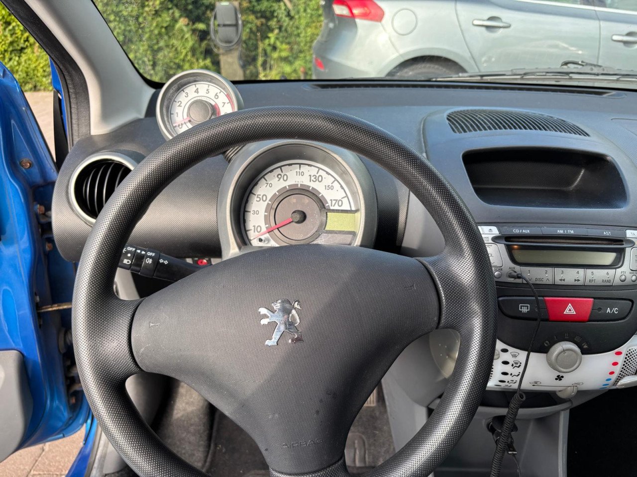 Nette Peugeot 107 2011