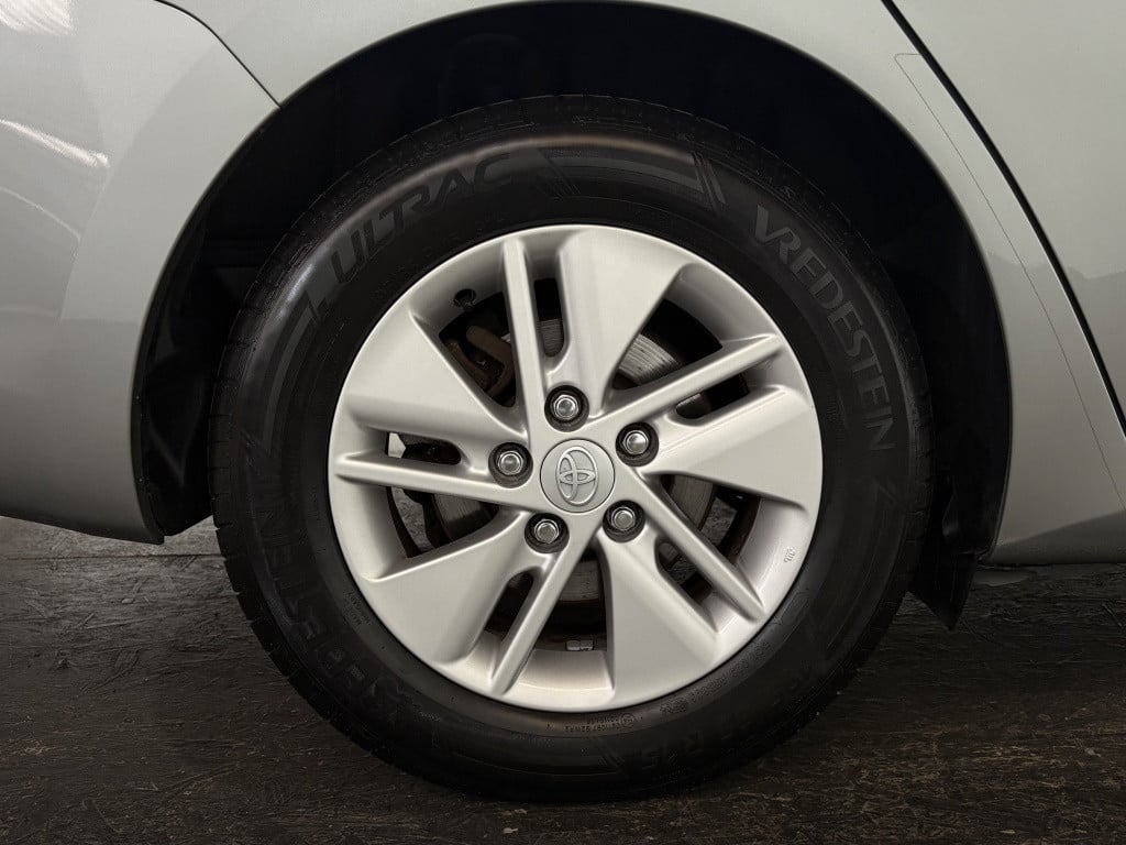 Toyota Auris touring sports 1.8 hybr. aspiration | 1e eigenaar | dealeronde