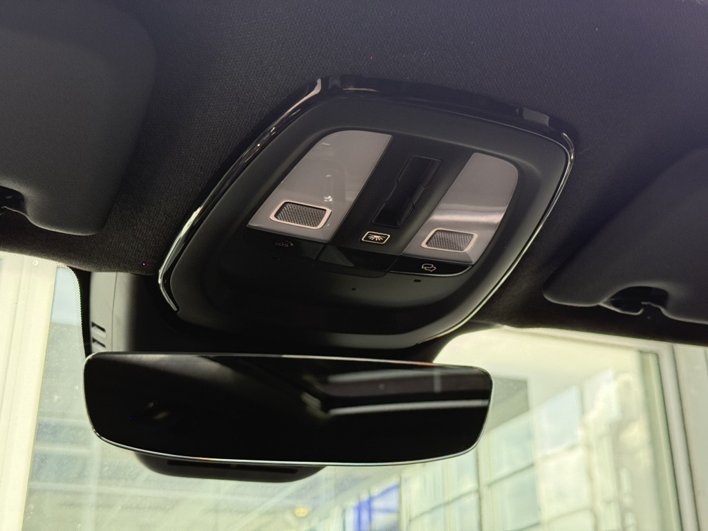 Volvo Ex40 extended range ultra dark | 20" inch | extra getint glas |