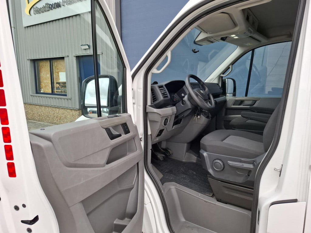 Volkswagen Crafter 35 2.0 tdi l3h3 highline airco / cruise controle / navi 
