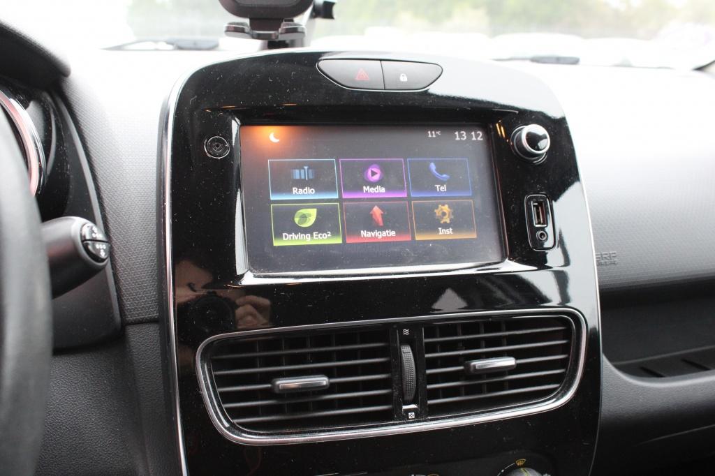 Renault Clio estate 0.9 tce limited