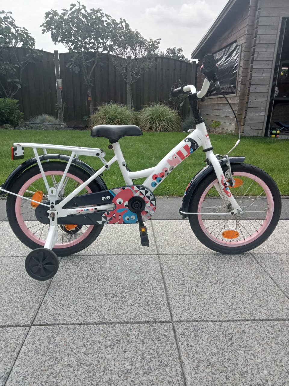 Loekie 16inch kinderfiets