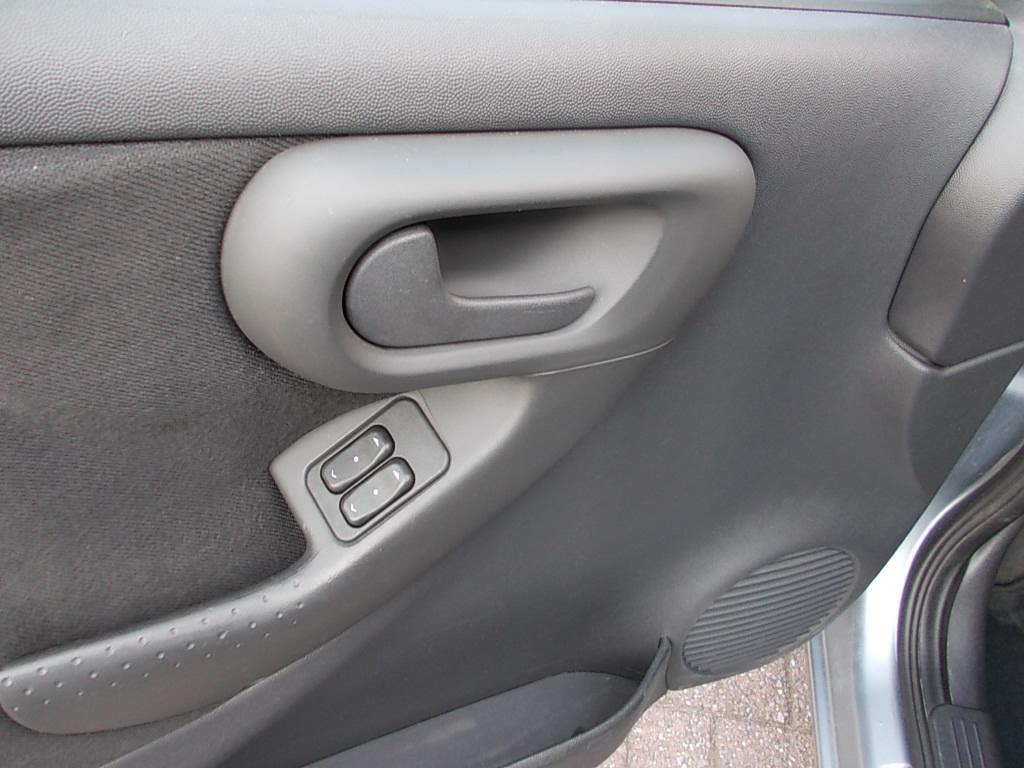 Opel Corsa corsa-c 1.2-16v 5-deurs, cruise contr, afn. trekhaak