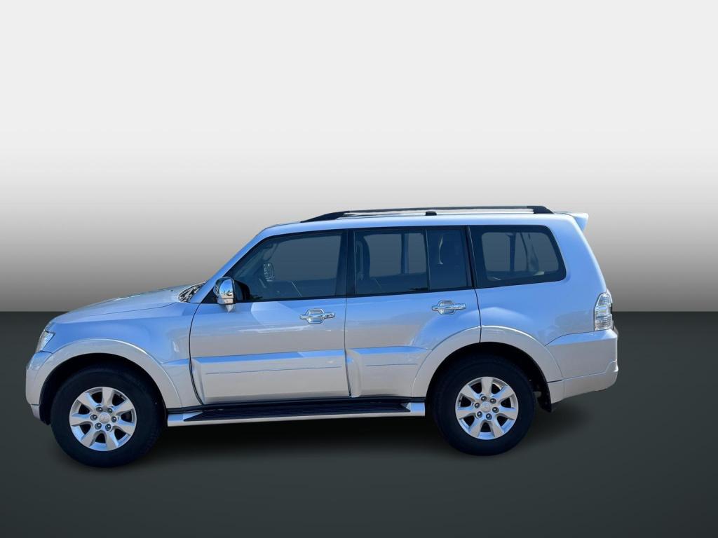 Mitsubishi Pajero 3.5 di- instyle automaat