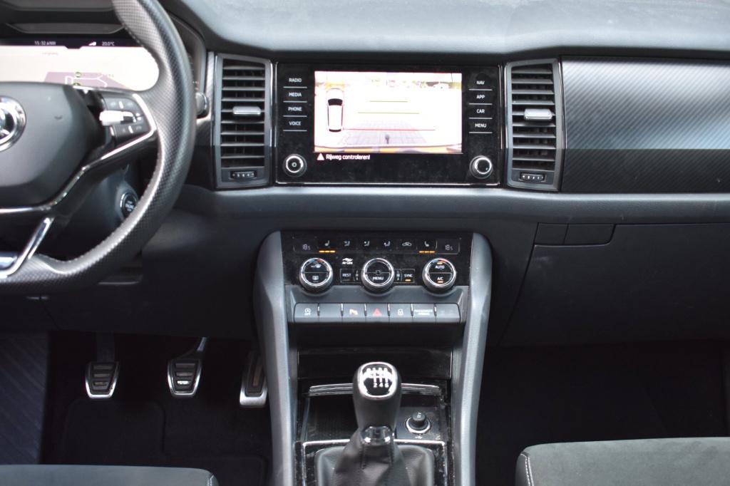 Skoda Kodiaq 1.5 tsi sportline 7p. | panoramadak | trekhaak | nap | canton 