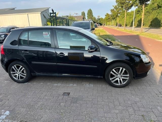 Volkswagen Golf 1.6 trendline automaat