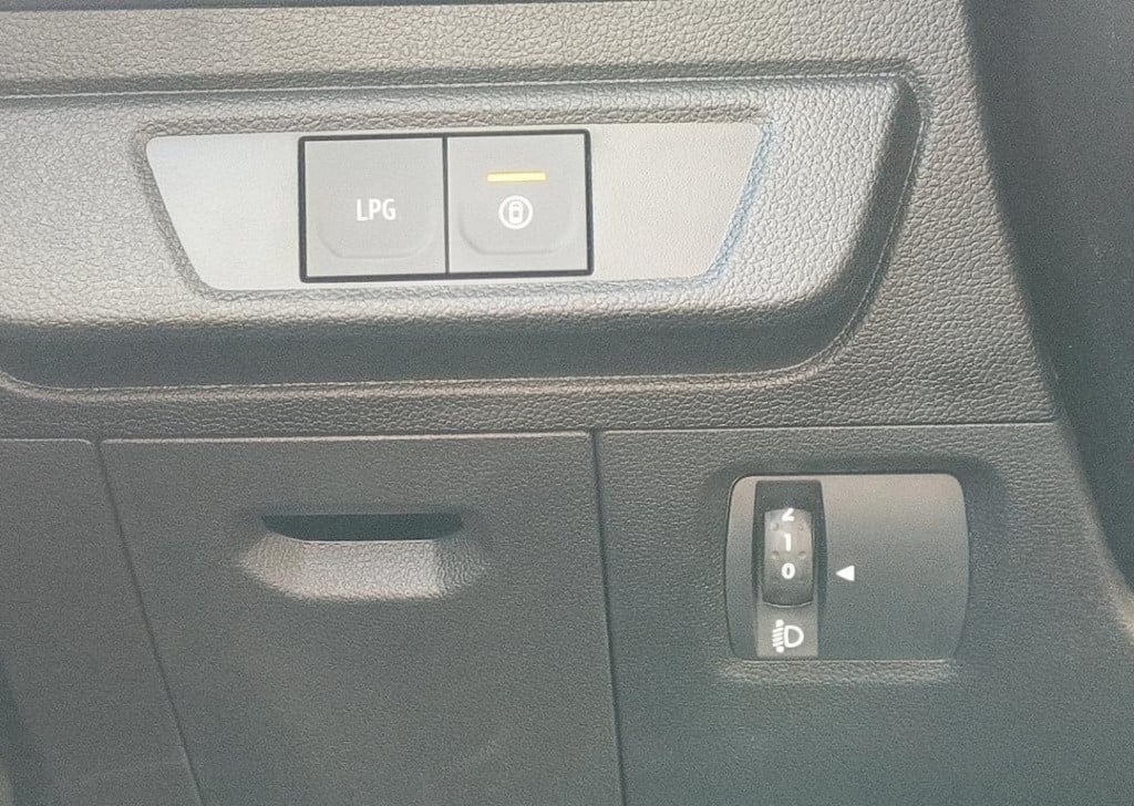 Dacia Sandero 1.0 tce 100 eco-g journey - demo