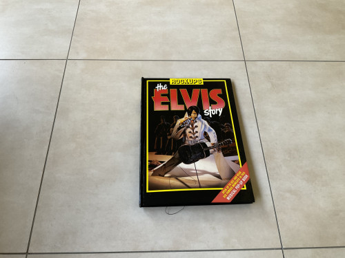 Elvis Presley boek. (pop-up-boek)