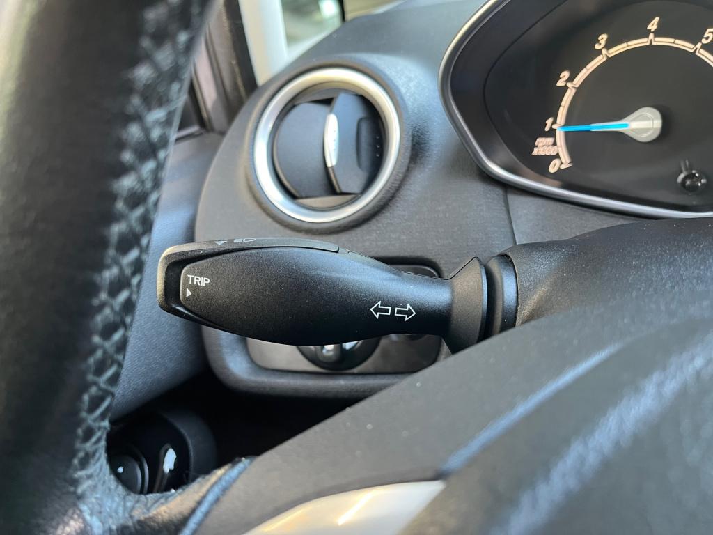 Ford Fiesta 1.0 ecoboost titanium|rijklaar