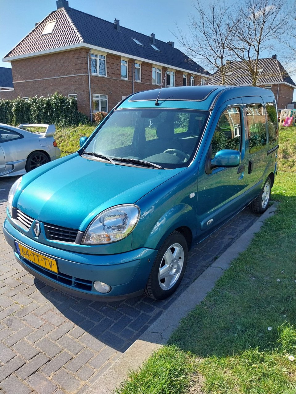 Renault kangoo invalide / mindervalide / rolstoel auto