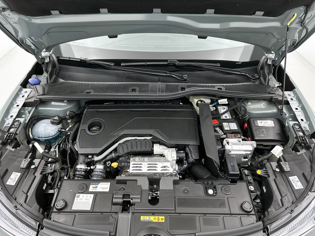 Citroen C4 hybrid 145pk automaat business private lease € 489,- pm - 48mnd 
