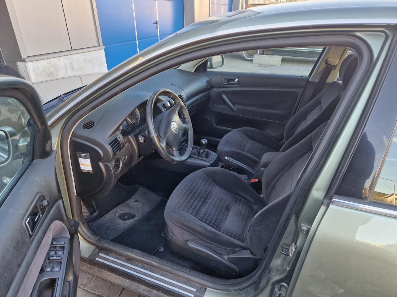 Volkswagen Passat 1.8 Turbo Arctic