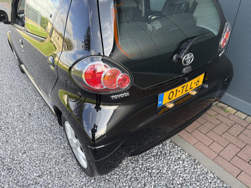 Toyota Aygo 1.0 vvt-i aspiration airco 5-drs