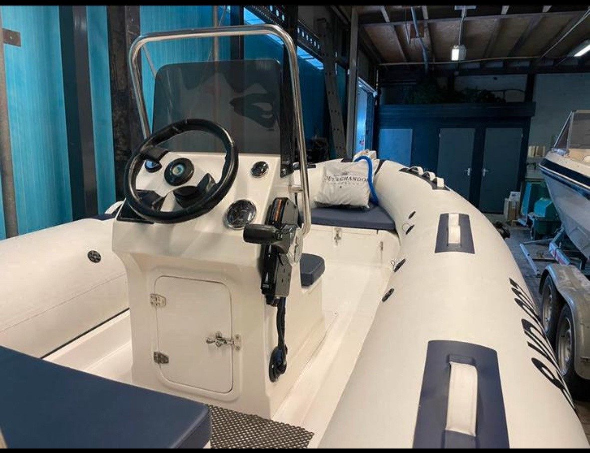 Aquaparx Rib 480 met 40pk 4 takt 15 uur.
