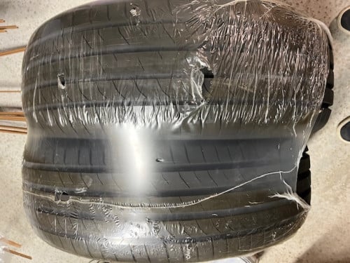 Autobanden 205/60R16 2 stuks Nieuw Renault Captur inclusief montage