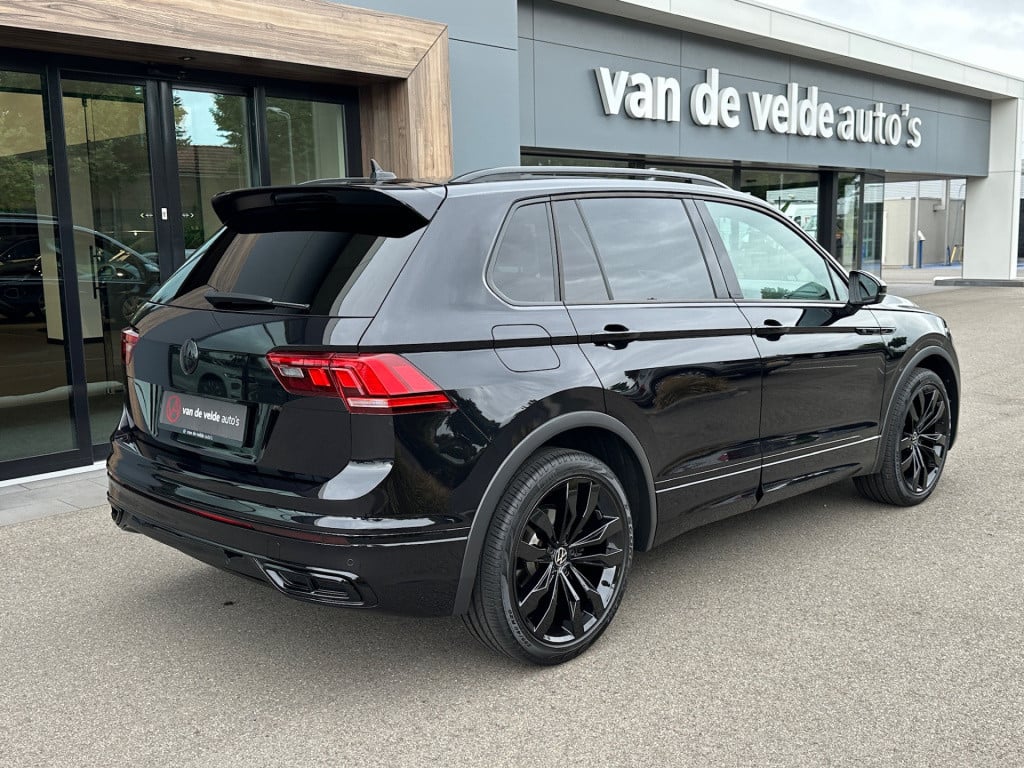 Volkswagen Tiguan 1.5 tsi 150pk dsg r-line | black style | leder | trekhaak