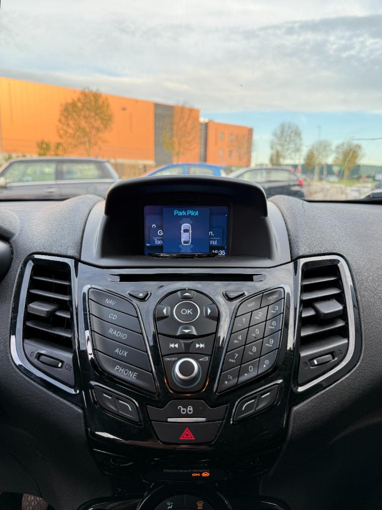 Ford Fiesta 1.0 - titanium