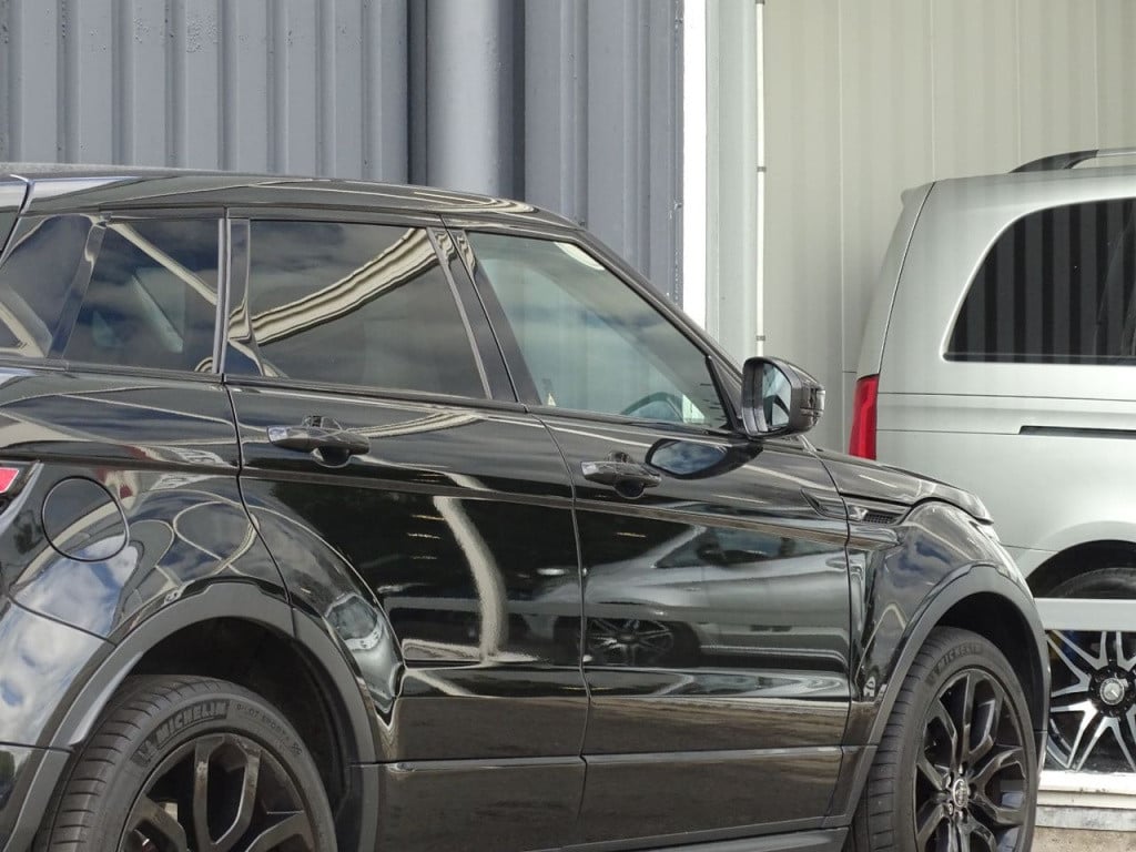 Land Rover Range Rover 2.0 td4 hse | 20" | pano | stoelverwarming | trekhaa