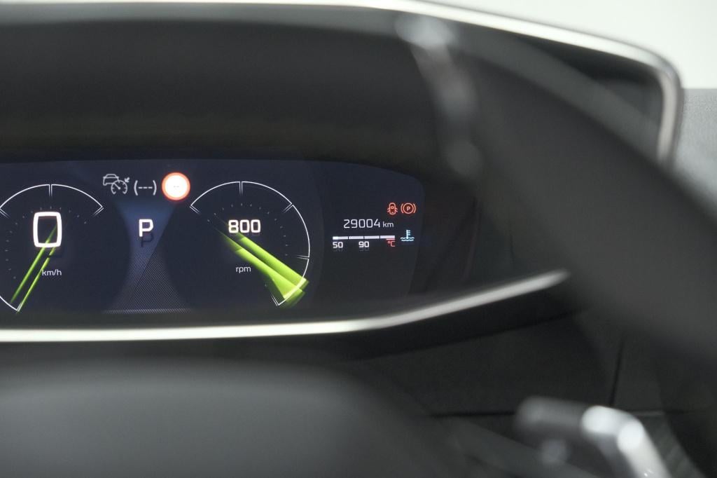 Peugeot 2008 puretech 130 eat8 gt | 360 camera | stoelmassage | adaptieve c