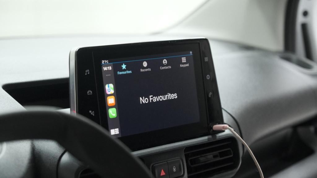 Peugeot Partner 1.5 bluehdi 100 s&s l1 | trekhaak | camera | apple carplay 