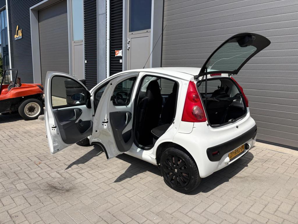 Peugeot 107 1.0-12v xs/80.000 nap/airco/2e eigenaar/leuke auto/