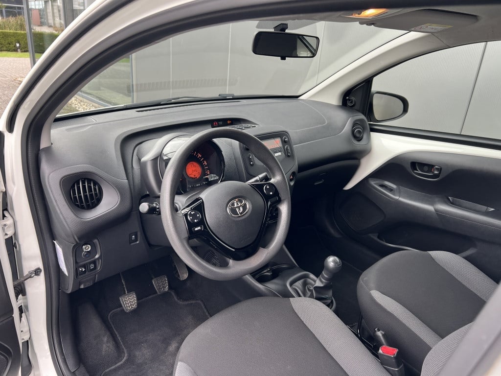 Toyota Aygo 1.0 vvt-i x-fun