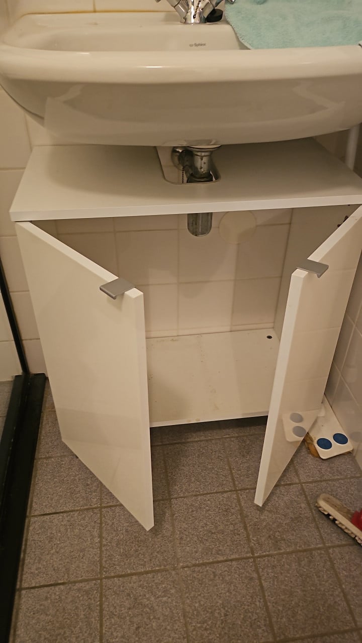 Gratis badkamer meubel