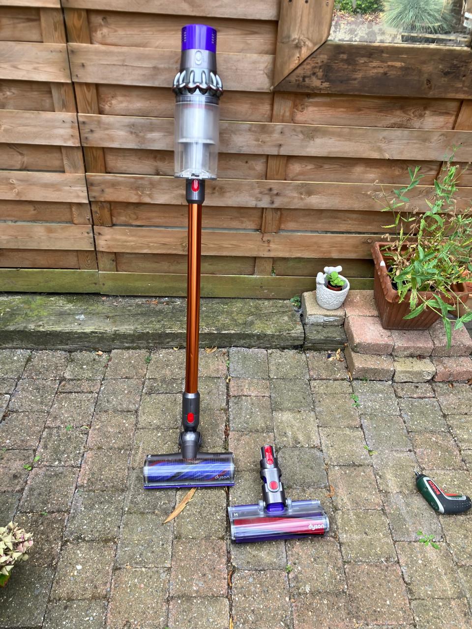DYSON STEEL STOFZUIGER
