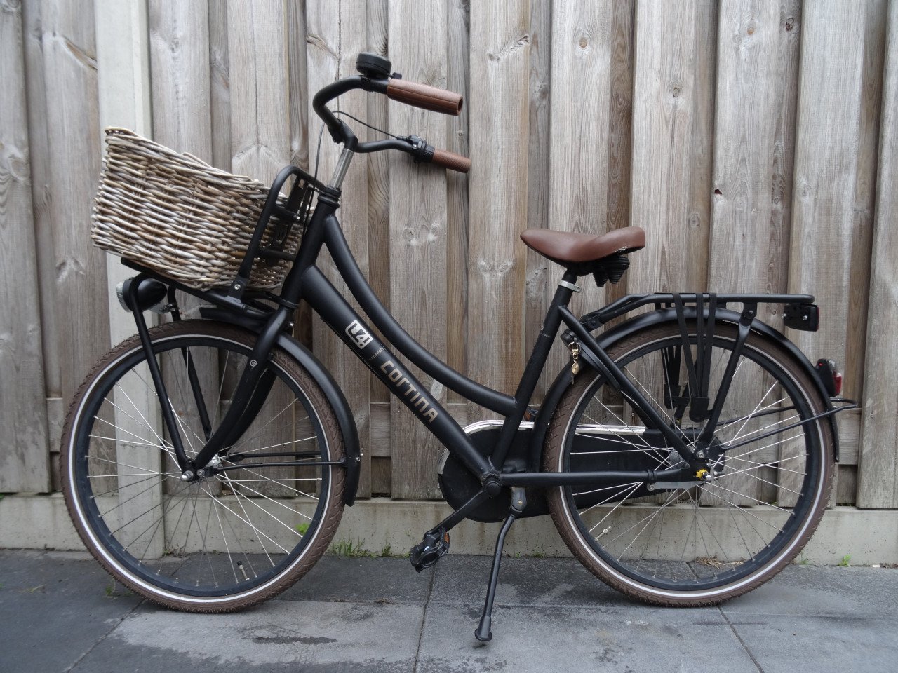 Cortina U4 24 inch meisjesfiets 3 versnellingen