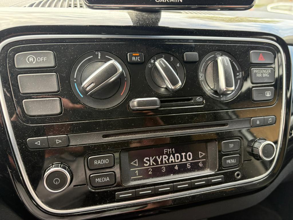 Volkswagen UP! 1.0 high up! bluemotion