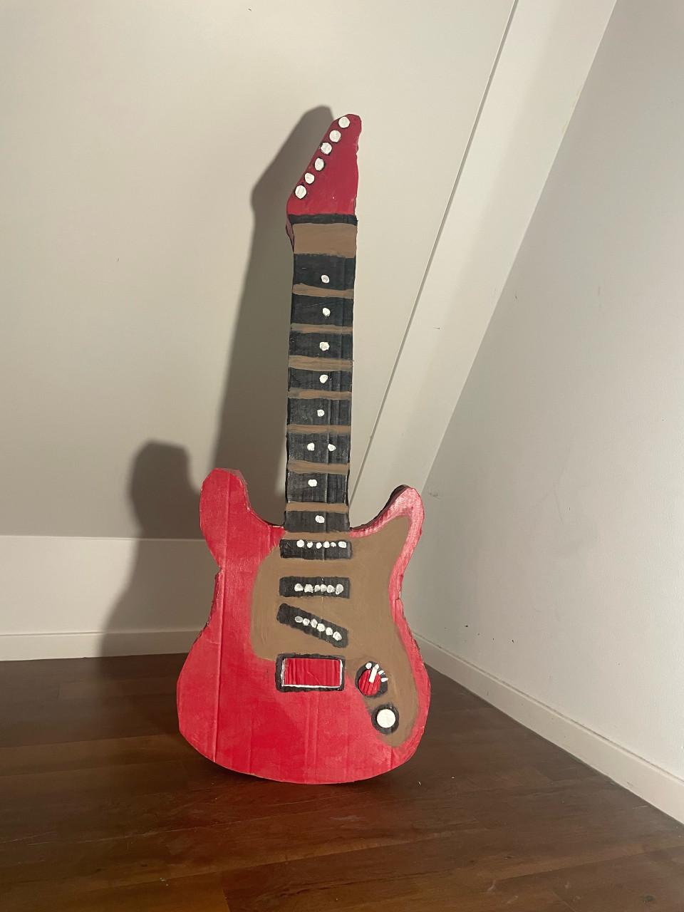 Kartonnen gitaar