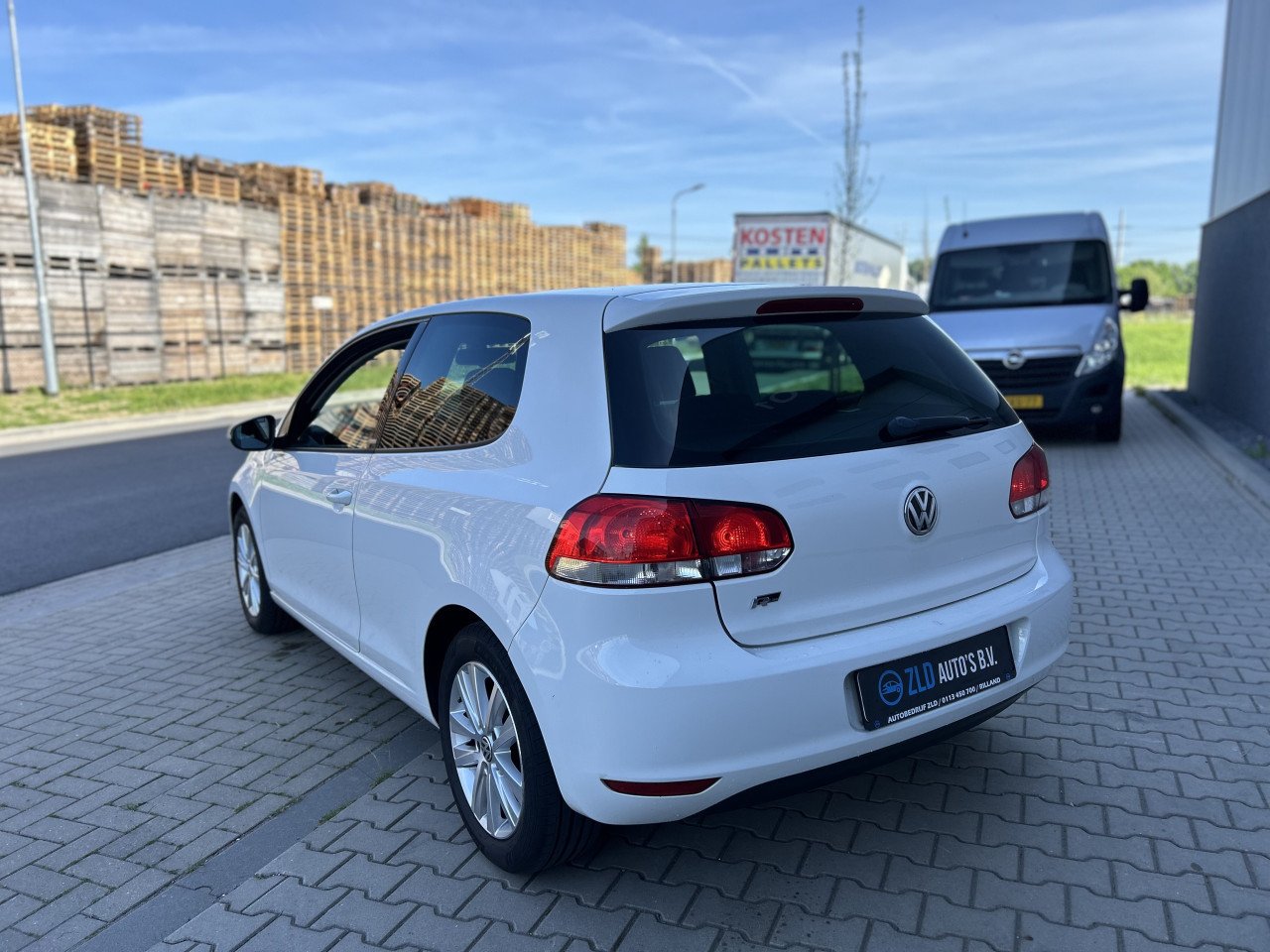 Volkswagen Golf 1.4 Style/R-LINE-CRUISE CONTR/APK/STOELV.